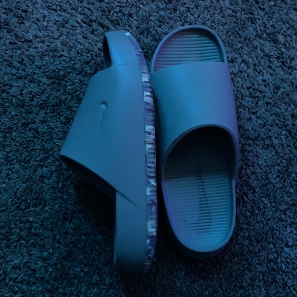 Nike Kids Aqua Blue Slide Sandals - Picture 3 of 3
